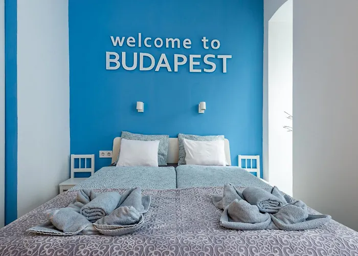 New York Palace Flats 아파트 *