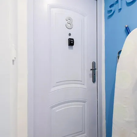 New York Palace Flats 아파트 *